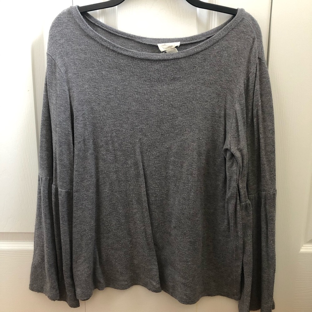 LOFT Size Medium Grey Bell Sleeve Sweater